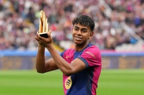 阿森纳3-1拜仁，廷贝尔、马杜埃凯、马丁内利破门，诺伊尔送礼