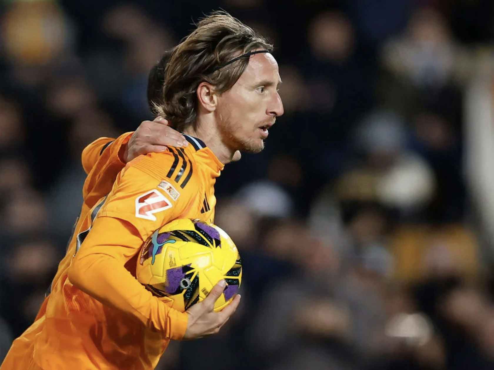 罗体：瓦尔迪家中被盗损失10万欧元财物，窃贼跟踪了他和家人