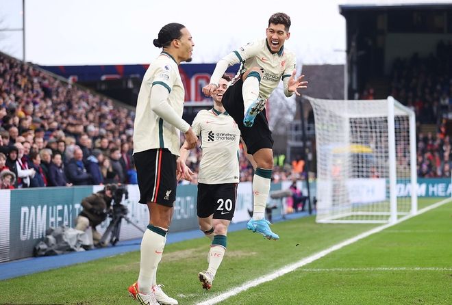 中超：上海海港3-2击败长春亚泰