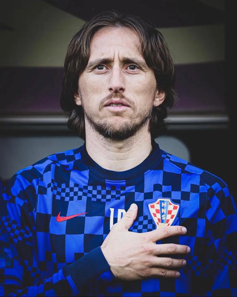 洛杉矶道奇官方：2026 赛季将在球场右外野永久设立“大谷 2025 夺冠荣誉纪念碑”