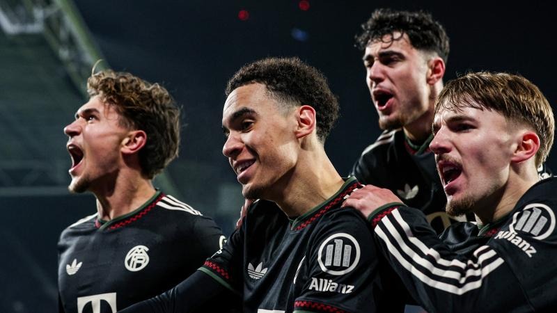 解析“听牌”的进攻性：为什么过牌-跟注听牌通常是错误的打法？（听牌也该主动：为何过牌-跟注往往是错误选择？）