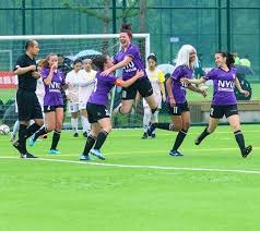 体育博弈“网球对阵”分析：解析发球速度与场地材质对球员胜率的影响系数。（体育博弈视角下的网球对阵：发球速度与场地材质对球员胜率的影响系数分析）