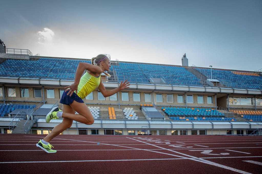 不敌药厂，曼城上次欧冠首阶段主场输球还是2018年9月