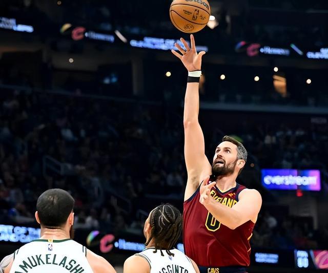 根據觀賽者 根據觀賽者